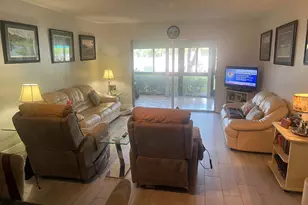 2208 S Cypress Bend Dr, Pompano Beach, FL 33069 - Photo 10