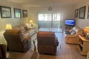 2208 S Cypress Bend Dr, Pompano Beach, FL 33069 - Photo 18