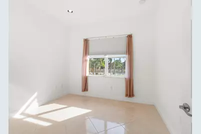 9353 Rodeo Drive, Lake Worth, FL 33467 - Photo 12