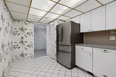 555 Oaks Lane #207, Pompano Beach, FL 33069 - Photo 30