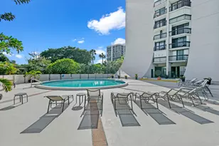 2425 Presidential Way, West Palm Beach, FL 33401 - Photo 42