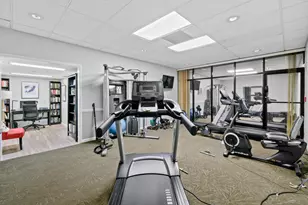2425 Presidential Way, West Palm Beach, FL 33401 - Photo 44