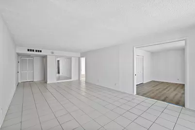 2425 Presidential Way #801, West Palm Beach, FL 33401 - Photo 10