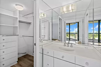 2425 Presidential Way #801, West Palm Beach, FL 33401 - Photo 18