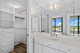 2425 Presidential Way, West Palm Beach, FL 33401 - Photo 18