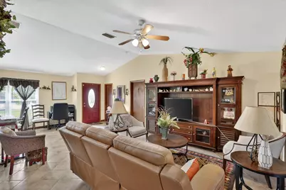 943 SE Brookedge Avenue E, Port Saint Lucie, FL 34983 - Photo 6