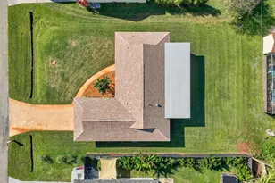 943 SE Brookedge Ave E, Port Saint Lucie, FL 34983 - Photo 38