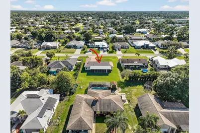 943 SE Brookedge Avenue E, Port Saint Lucie, FL 34983 - Photo 34