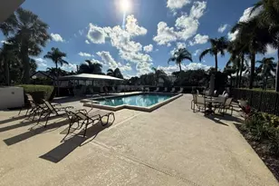 9 Windsor Ln, Boynton Beach, FL 33436 - Photo 16
