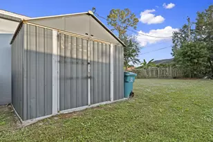 1414 SW Crest Ave, Port Saint Lucie, FL 34953 - Photo 30