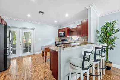 5418 Club Circle, Haverhill, FL 33415 - Photo 14