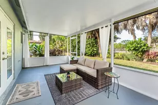 5418 Club Cir, Haverhill, FL 33415 - Photo 6