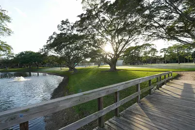 2427 24th Lane, Palm Beach Gardens, FL 33418 - Photo 18