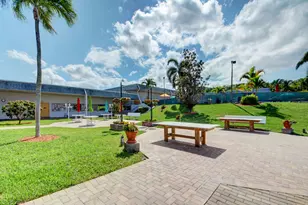 2960 Cynthia Ln, Lake Worth Beach, FL 33461 - Photo 34