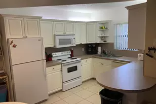 49 Uno Lago Dr, Juno Beach, FL 33408 - Photo 4