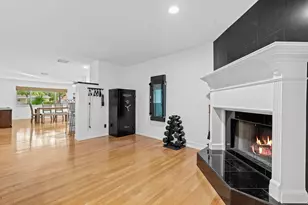 27 NE 16th Ave, Pompano Beach, FL 33060 - Photo 6