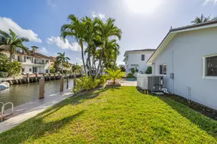 925 Cypress Dr, Delray Beach, FL 33483 - Photo 30