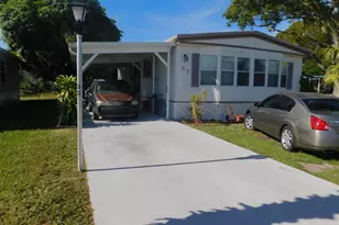 27 SE Gorda Way, Port Saint Lucie, FL 34952 - Photo 2