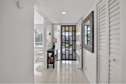 5673 Fairway Park Drive #202, Boynton Beach, FL 33437 - Photo 6