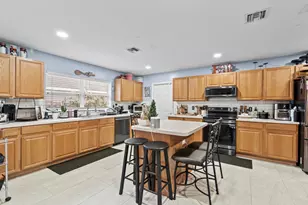 370 SW Tulip Blvd, Port Saint Lucie, FL 34953 - Photo 20