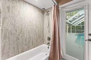 2063 Amesbury Cir, Wellington, FL 33414 - Photo 26