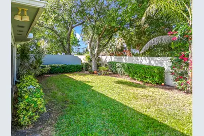 240 NW Bentley Circle, Port Saint Lucie, FL 34986 - Photo 30