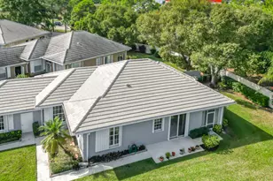 240 NW Bentley Cir, Port Saint Lucie, FL 34986 - Photo 22