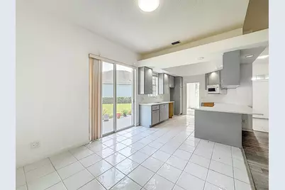 240 NW Bentley Circle, Port Saint Lucie, FL 34986 - Photo 44