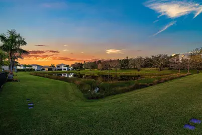 8233 Essex Country Club Drive, Boca Raton, FL 33434 - Photo 38