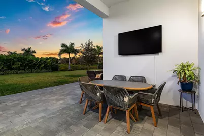 8233 Essex Country Club Drive, Boca Raton, FL 33434 - Photo 32