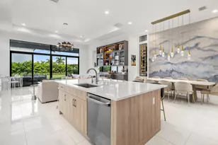 8233 Essex Country Clb Dr, Boca Raton, FL 33434 - Photo 8