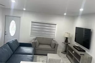 16355 E Downers Dr, Loxahatchee, FL 33470 - Photo 2