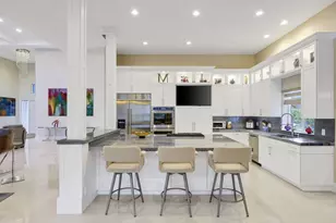 7039 Mandarin Dr, Boca Raton, FL 33433 - Photo 14