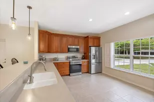 1410 4th Ct, Vero Beach, FL 32960 - Photo 4