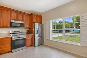 1410 4th Ct, Vero Beach, FL 32960 - Photo 6