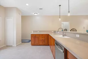 1410 4th Ct, Vero Beach, FL 32960 - Photo 8