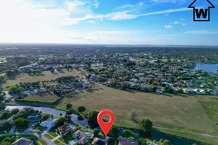 2389 Seaford Dr, Wellington, FL 33414 - Photo 14