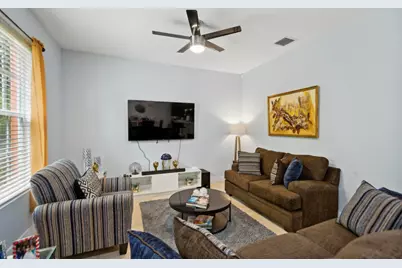 148 SW 7th Court, Pompano Beach, FL 33060 - Photo 4