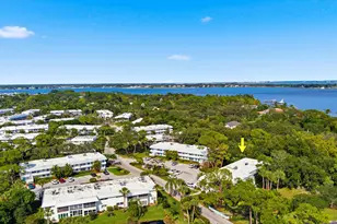 2929 SE Ocean Blvd, Stuart, FL 34996 - Photo 32