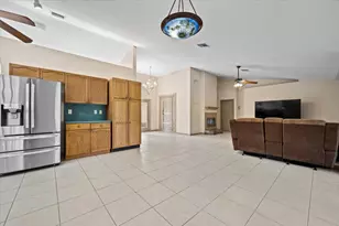 19187 Capet Creek Ct, Loxahatchee, FL 33470 - Photo 8