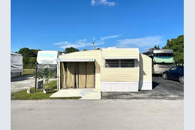 875 NE 48 Th St #Lot 179, Deerfield Beach, FL 33064 - Photo 4