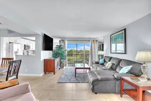 3959 Via Poinciana, Lake Worth, FL 33467 - Photo 6