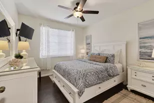 3202 Myrtlewood Cir E, Palm Beach Gardens, FL 33418 - Photo 14