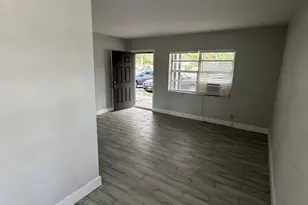 2722 Poinsettia Ave, West Palm Beach, FL 33407 - Photo 2