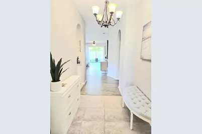 9658 SW Lindale Trace Boulevard, Port Saint Lucie, FL 34987 - Photo 2