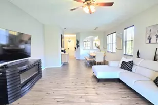 9658 SW Lindale Trace Blvd, Port Saint Lucie, FL 34987 - Photo 6