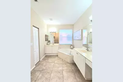 9658 SW Lindale Trace Boulevard, Port Saint Lucie, FL 34987 - Photo 10