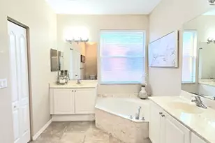 9658 SW Lindale Trace Blvd, Port Saint Lucie, FL 34987 - Photo 10