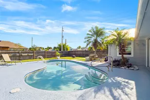 402 Watercrest St, Sebastian, FL 32958 - Photo 4