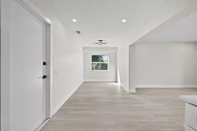 7290 Pinecone Terrace, Lake Worth, FL 33467 - Photo 14